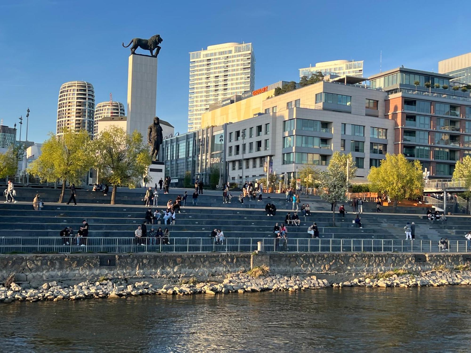 River Front Mezonet Eurovea Bratysława Zewnętrze zdjęcie